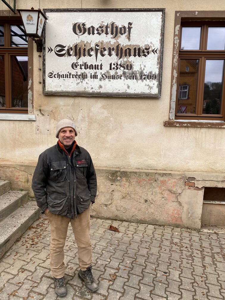 05_Carlo%20Walter_imaginary%20Mansfeld_Iphone_2020_c%20Ralf%20Wendt_BurgVogel